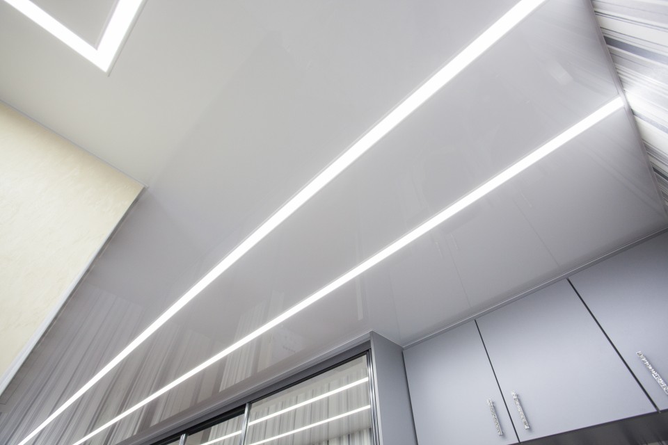 Заказать световые потолки с линией света в г. Бирск
